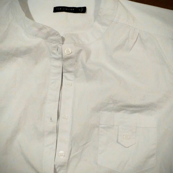 🔥 The Limited Button-Up Blouse (52) - Picture 2 of 4